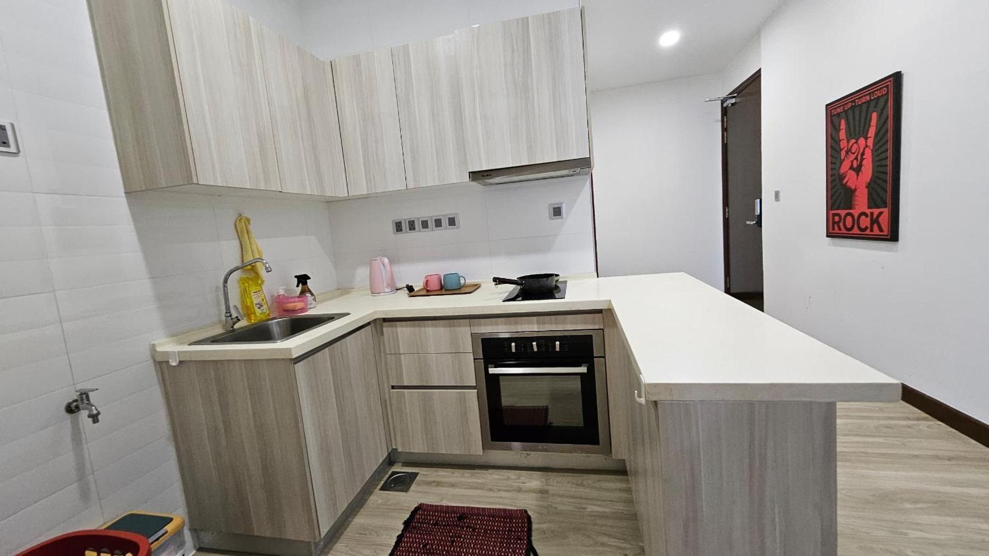 Paragon Suites Studios With Private Jacuzzi Near Ciq Rts Джохор-Бару Экстерьер фото